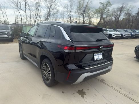 New 2026 Volkswagen Tiguan S FWD image 7