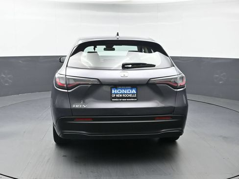 Certified 2023 Honda HR-V LX image 5