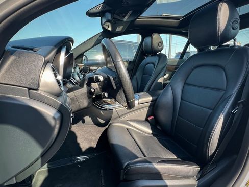 Used 2018 Mercedes-Benz C 300 Sedan image 17