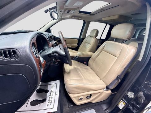 Used 2005 Chevrolet TrailBlazer LT AWD/4WD image 19