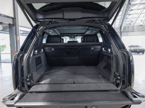Used 2025 Land Rover Range Rover Autobiography image 23