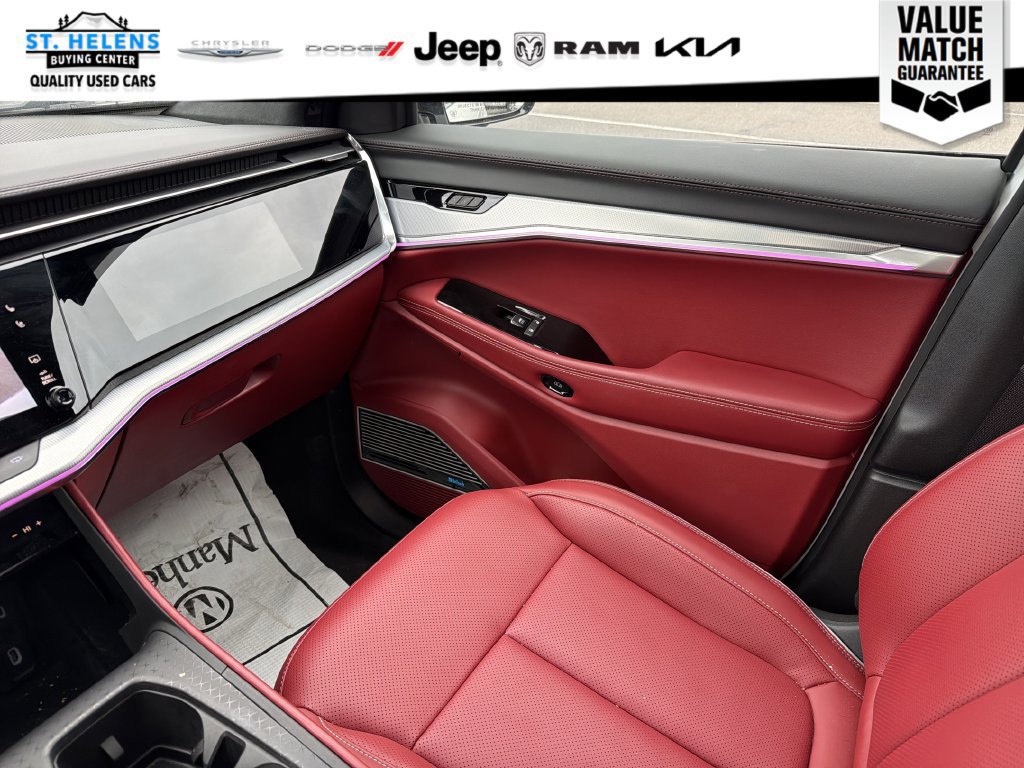 Used 2024 Jeep Wagoneer Limited AWD/4WD image 26