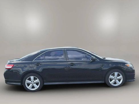 Used 2011 Toyota Camry SE w/ Sport Leather Pkg FWD image 8