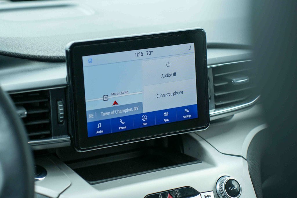 Used 2023 Ford Explorer XLT w/ Equipment Group 202A AWD/4WD image 29