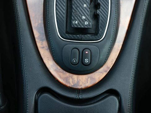 Used 2002 Jaguar XJ8 image 40