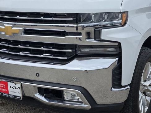 Used 2020 Chevrolet Silverado 1500 LTZ w/ LTZ Premium Package image 7