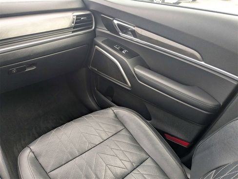Used 2023 Kia Telluride EX X-Line image 18