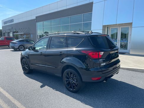 Used 2019 Ford Escape SE AWD/4WD image 3