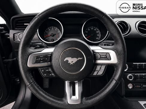Used 2019 Ford Mustang Coupe RWD image 10