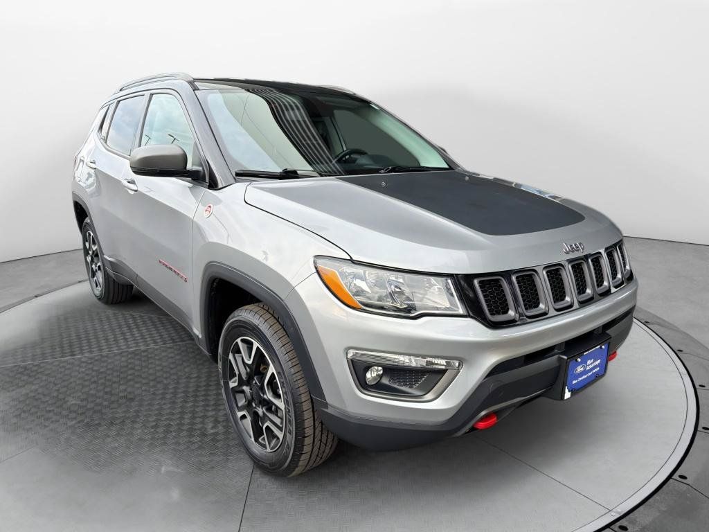 Used 2020 Jeep Compass Trailhawk AWD/4WD image 1