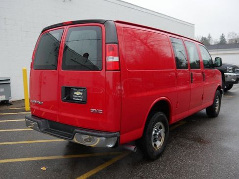 Used 2017 GMC Savana 2500 image 7