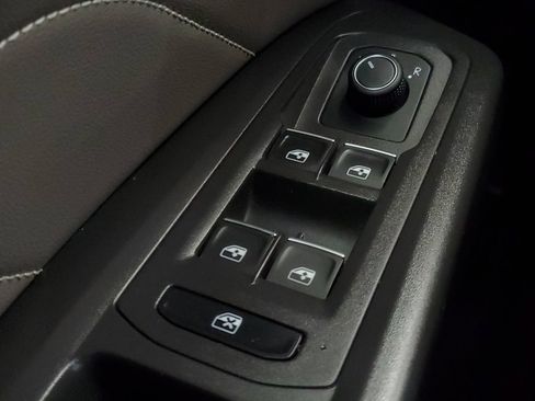 Used 2023 Volkswagen Atlas SEL R-Line AWD/4WD image 16