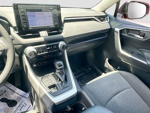 Used 2022 Toyota RAV4 XLE w/ Convenience Package AWD/4WD image 21
