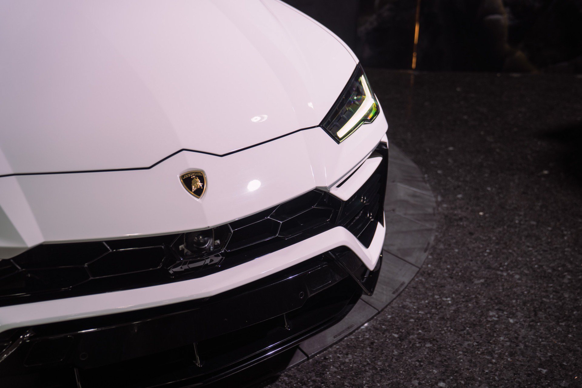 Used 2022 Lamborghini Urus AWD/4WD image 10