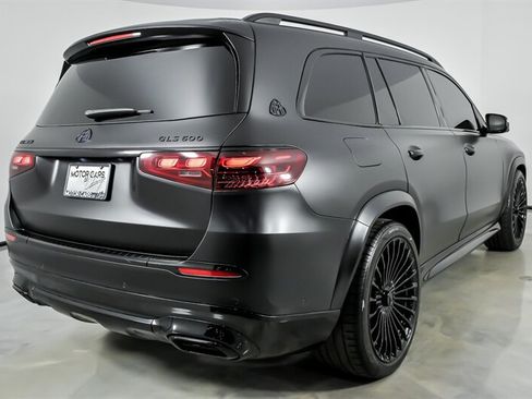 Used 2024 Mercedes-Benz Maybach GLS 600 4MATIC image 12