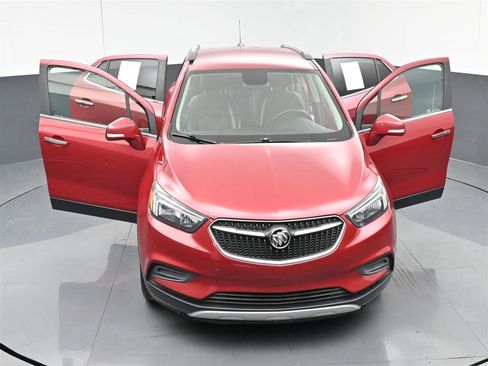 Used 2018 Buick Encore Preferred image 37