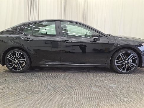 Certified 2025 Toyota Camry XSE FWD image 4