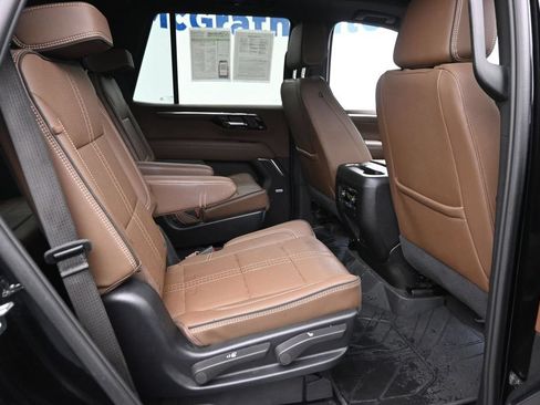 Used 2025 Chevrolet Tahoe High Country w/ Sun And Tow Package AWD/4WD image 10