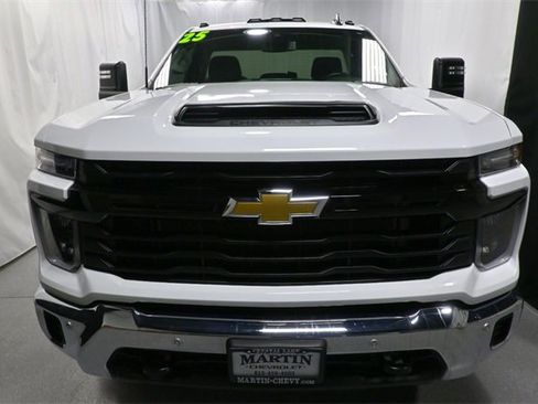 Used 2025 Chevrolet Silverado 3500 W/T w/ WT/CX Safety Package image 9