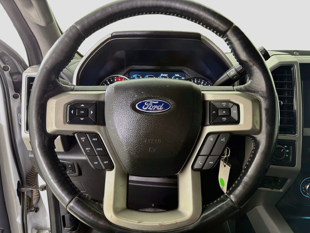 Used 2020 Ford F250 Lariat w/ Lariat Value Package AWD/4WD image 15