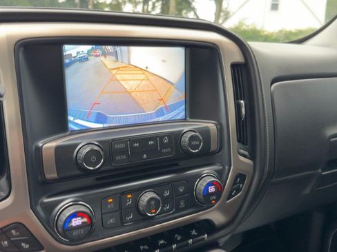 Used 2017 GMC Sierra 1500 Denali w/ Denali Ultimate Package AWD/4WD image 16