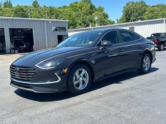 Used 2023 Hyundai Sonata SE FWD video 2