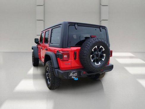 Used 2025 Jeep Wrangler Unlimited Rubicon 4xe w/ Safety Group AWD/4WD image 6