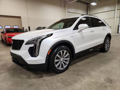 Used 2019 Cadillac XT4 Sport w/ Cold Weather Package image 7