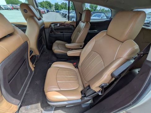 Used 2016 Buick Enclave Leather AWD/4WD image 16