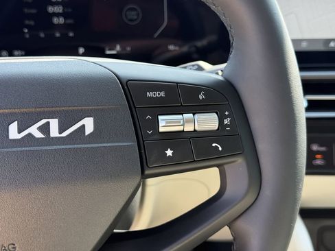 New 2026 Kia Sportage SX image 28