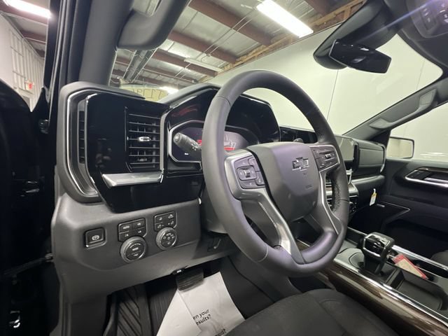 New 2026 Chevrolet Silverado 1500 RST AWD/4WD image 10