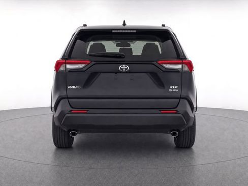Used 2025 Toyota RAV4 XLE Premium w/ Weather Package AWD/4WD image 7