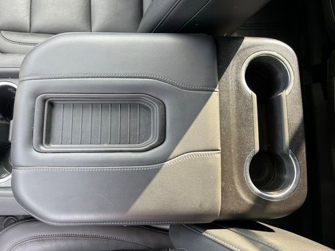 Used 2021 Chevrolet Tahoe LT w/ Rear Media and Nav Package image 33