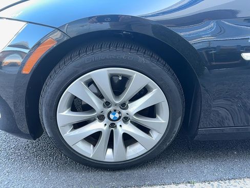Used 2013 BMW 328i Convertible RWD image 29