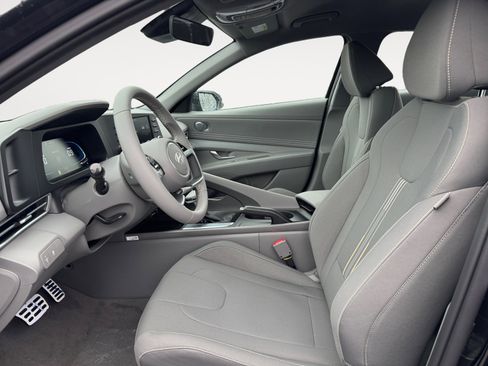 New 2026 Hyundai Elantra Sport FWD image 9