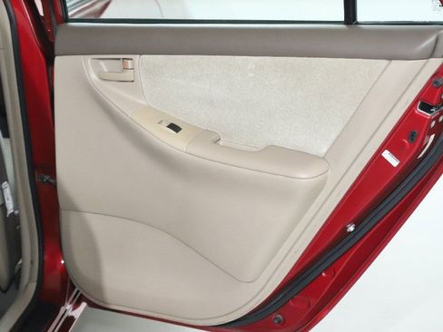 Used 2007 Toyota Corolla CE image 25