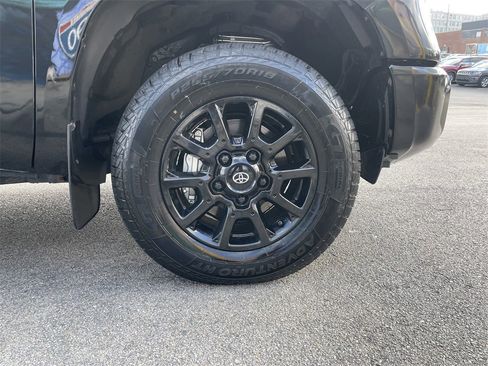 Used 2021 Toyota Tundra SR5 image 11