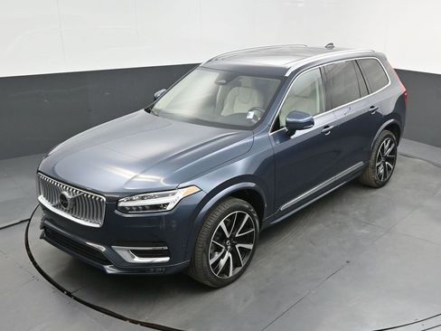 Certified 2023 Volvo XC90 B6 Plus w/ Protection Package Premier image 21