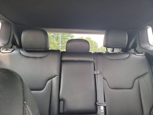 Used 2025 Jeep Compass Limited AWD/4WD image 23