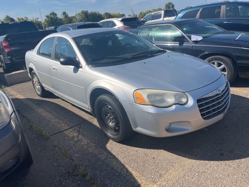 Used 2005 Chrysler Sebring Touring image 17