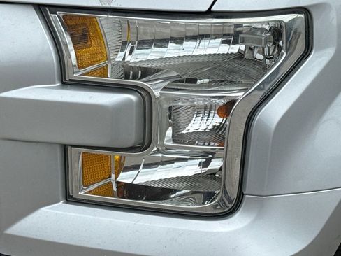 Used 2016 Ford F150 XLT w/ Equipment Group 302A Luxury image 4