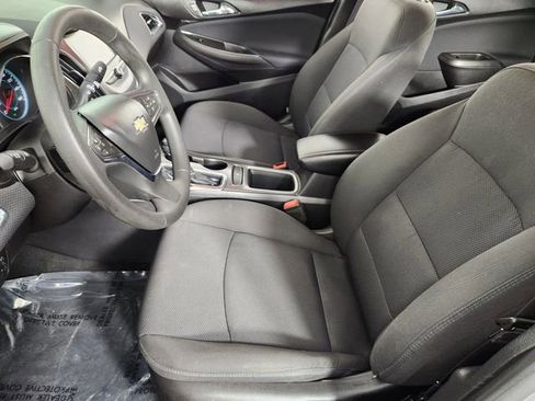 Used 2016 Chevrolet Cruze LT w/ Convenience Package FWD image 12