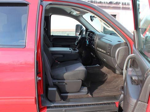 Used 2013 Chevrolet Silverado 1500 LT w/ All-Star Edition image 32