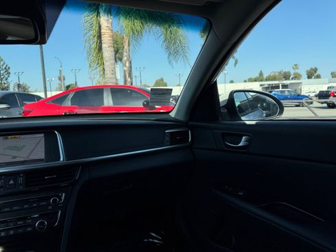 Used 2019 Kia Optima EX w/ Technology Package FWD image 16