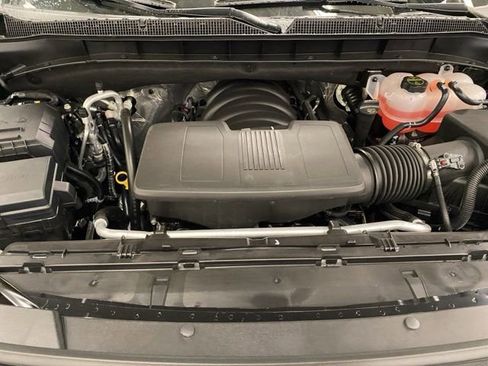 New 2026 Chevrolet Suburban Premier image 27