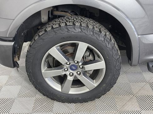 Used 2015 Ford F150 Lariat w/ Equipment Group 502A Luxury image 8