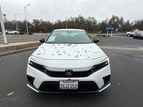 Used 2023 Honda Civic Sport image 8