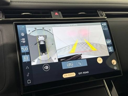 Certified 2026 Land Rover Range Rover Velar Dynamic SE AWD/4WD image 21