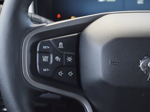 New 2025 Ford Bronco Outer Banks image 9