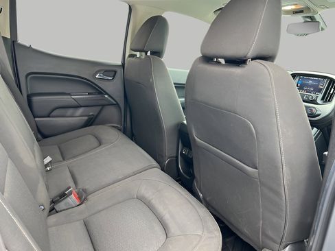 Used 2020 GMC Canyon SLE w/ Elevation Edition image 32